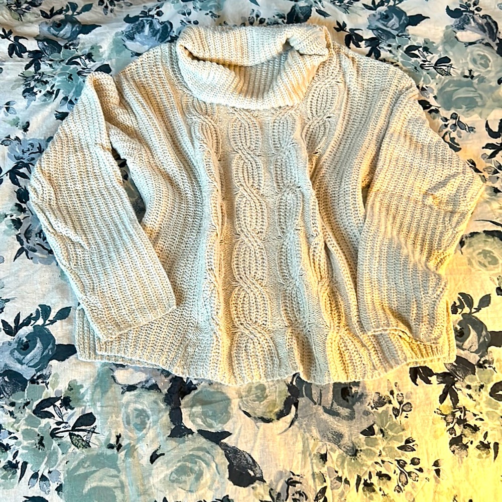 Old Navy Cream Cowl-neck Sweater - Sz L